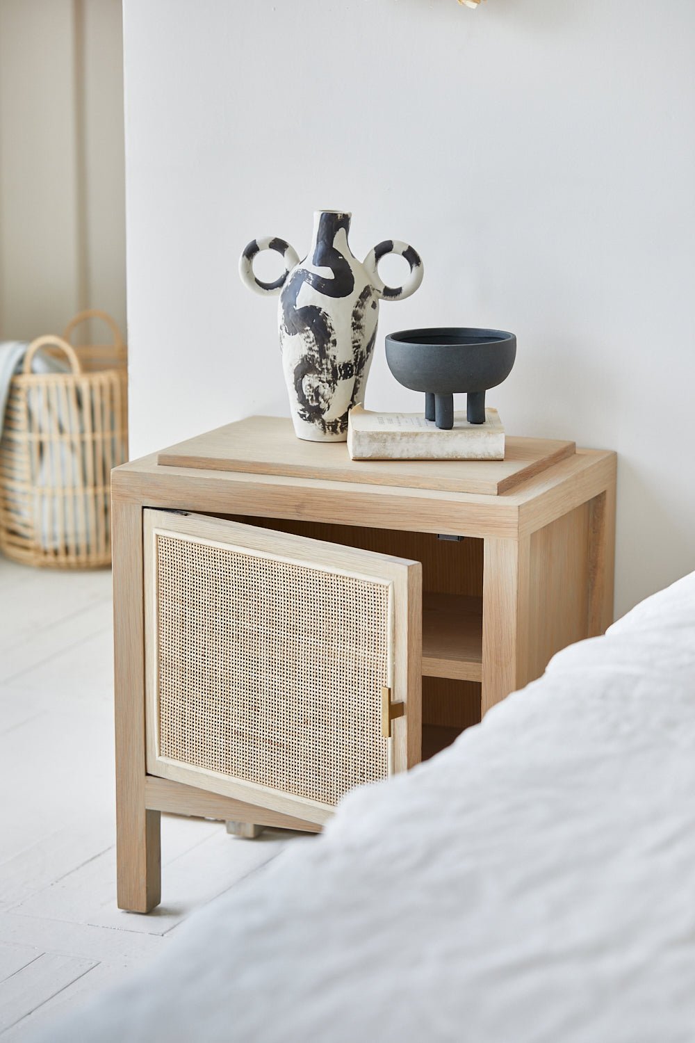 Side Tables - natage