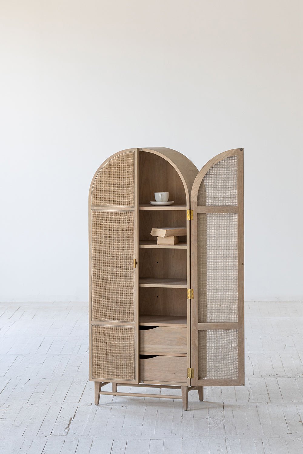 Anoki Cabinet - Display Cabinet | Natage