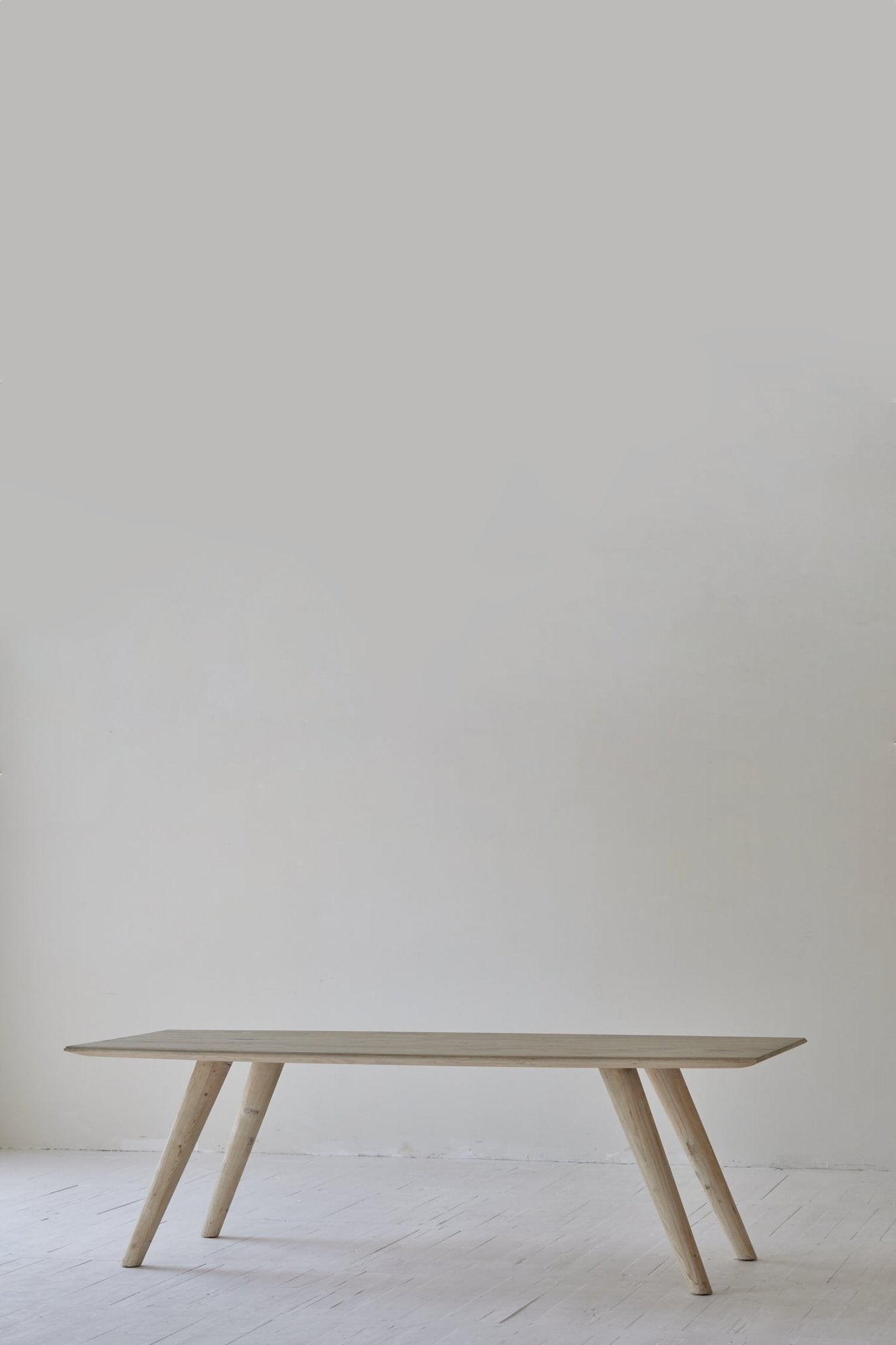 Tanak Dining Table - Dining Table | natage