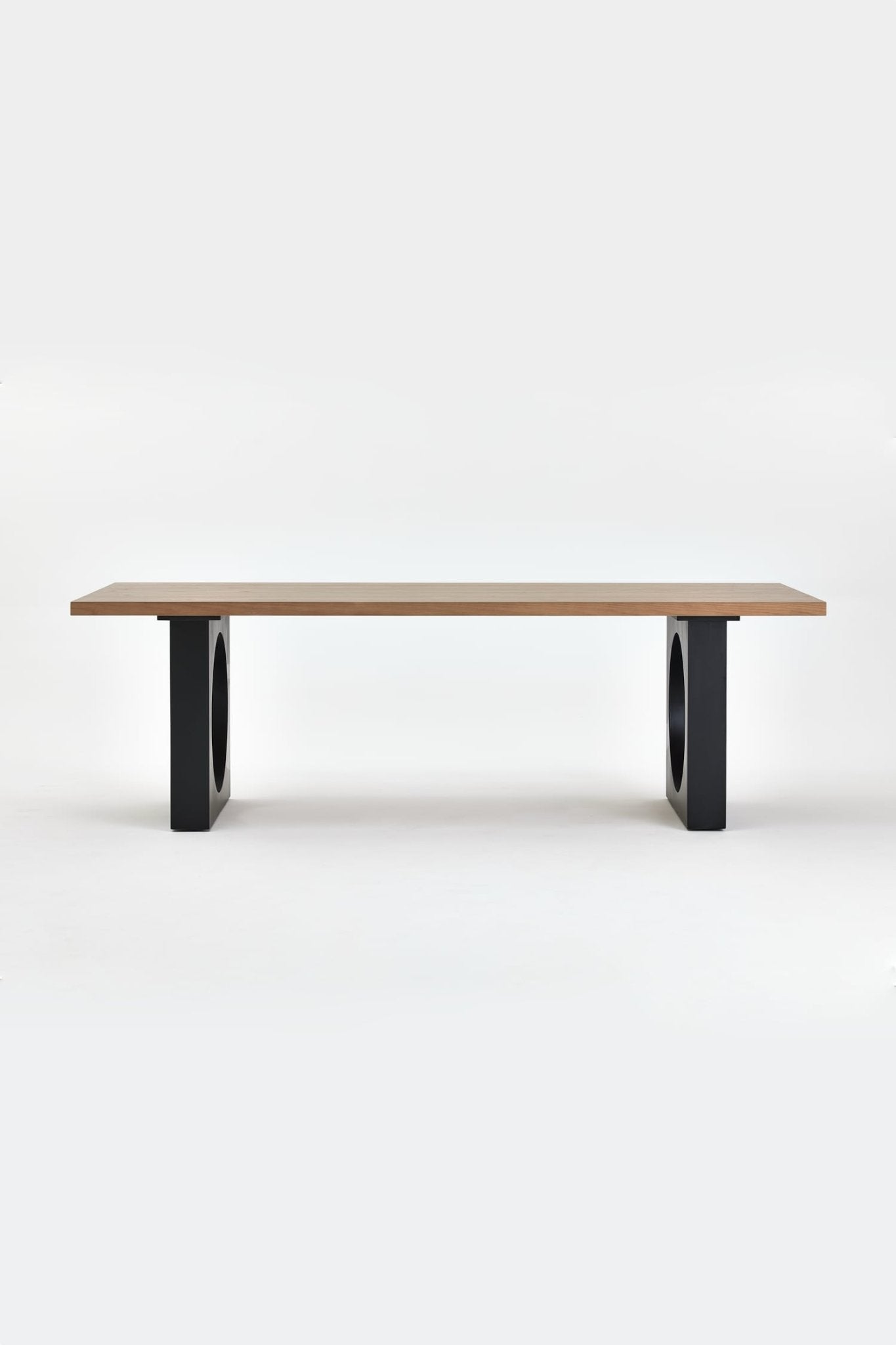 Zuloa Dining Table - Dining Table | natage